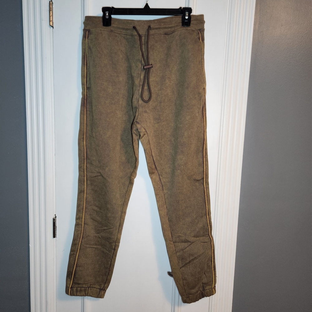 NWT!! **Alphalete ESSENTIAL OVERSIZED Tan Joggers with Drawstring Size Medium
